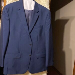 Andrew Fezza Men’s Navy Blue 2pc Suit. Size 42R